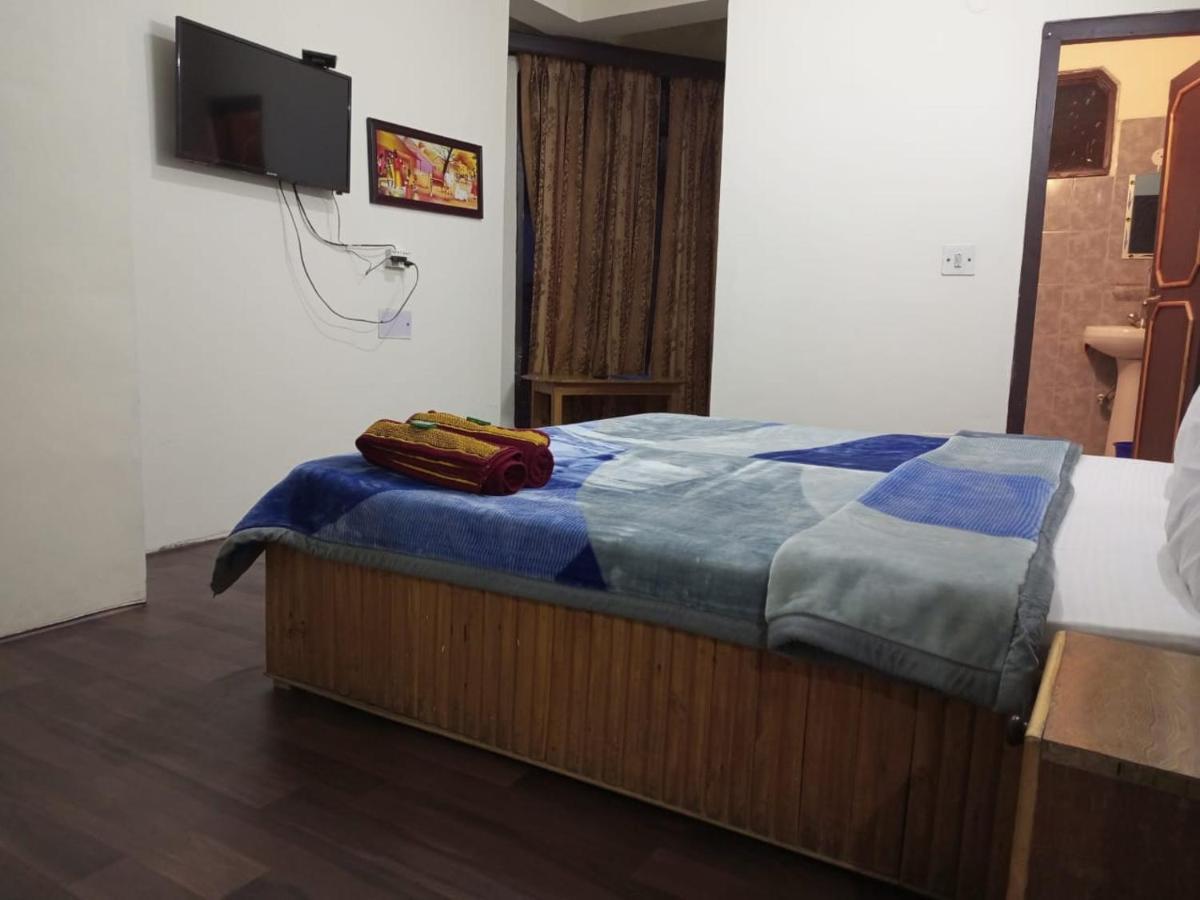 Hadimba Way Manali - Top Rated And Most Awarded Property In Manali !! Balcony Rooms エクステリア 写真