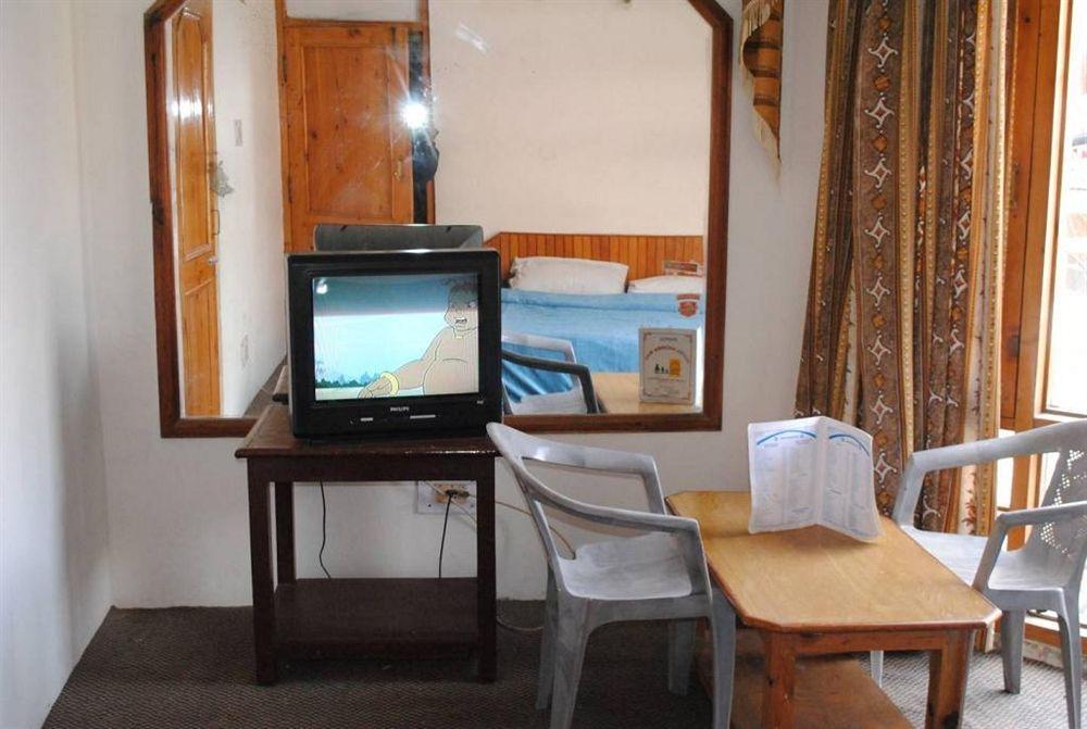 Hadimba Way Manali - Top Rated And Most Awarded Property In Manali !! Balcony Rooms エクステリア 写真