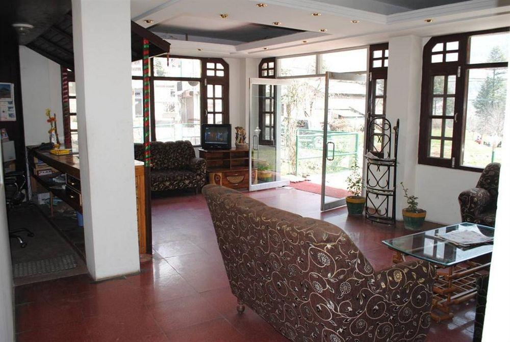 Hadimba Way Manali - Top Rated And Most Awarded Property In Manali !! Balcony Rooms エクステリア 写真